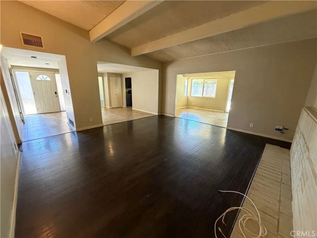 18026 Ingomar Street, Reseda, CA 91335