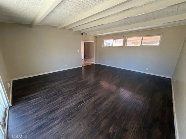 18026 Ingomar Street, Reseda, CA 91335
