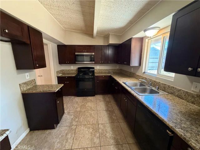 18026 Ingomar Street, Reseda, CA 91335