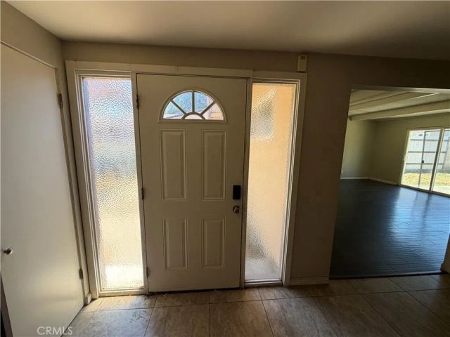 18026 Ingomar Street, Reseda, CA 91335
