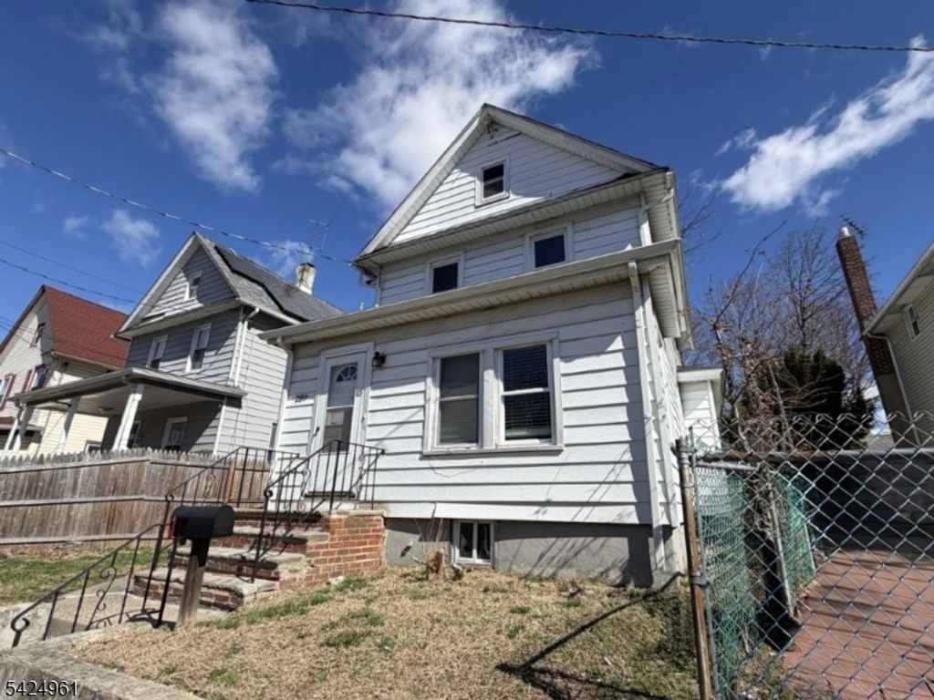 289 Watson Ave, Plainfield City, NJ 07062