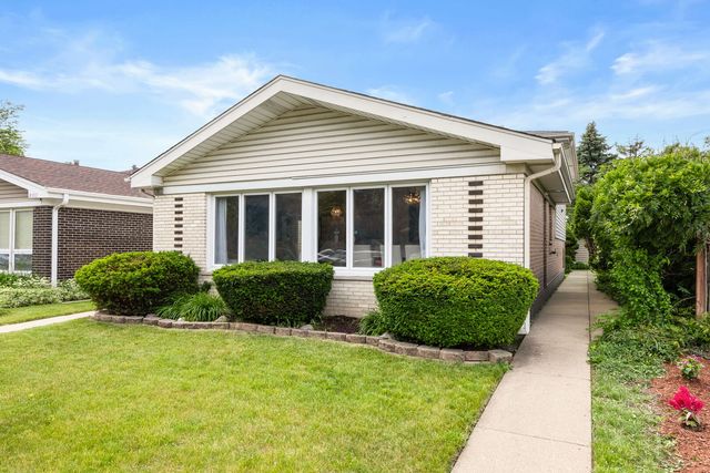 8104 Gross Point Road, Morton Grove, IL 60053