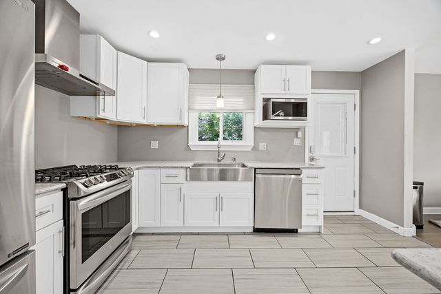 8104 Gross Point Road, Morton Grove, IL 60053