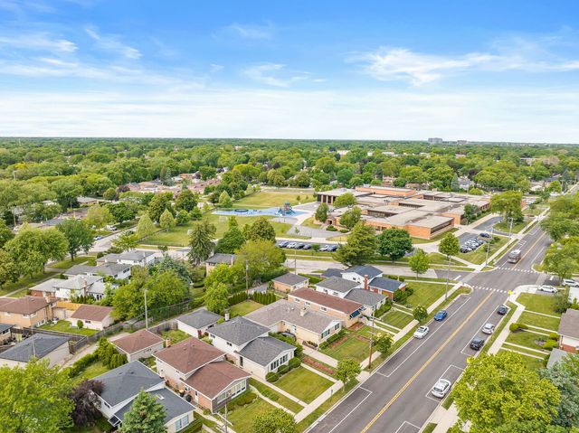 8104 Gross Point Road, Morton Grove, IL 60053