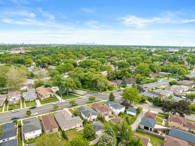 8104 Gross Point Road, Morton Grove, IL 60053