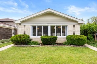 8104 Gross Point Road, Morton Grove, IL 60053