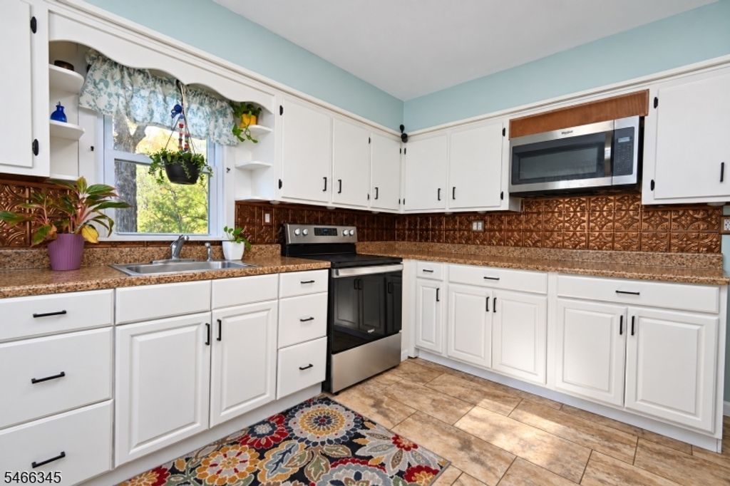 3 Crystal Springs Road, Hardyston Twp., NJ 07419 — photo 2