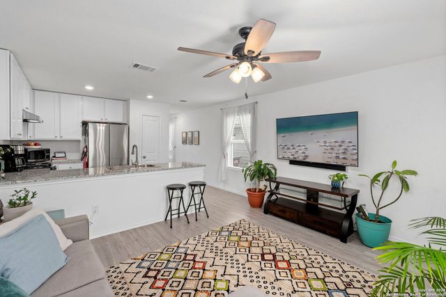 8151 Nube Medina, San Antonio, TX 78252