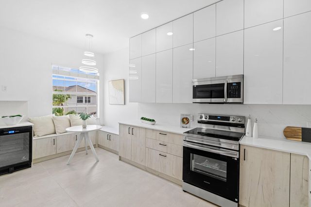 5166 Lake Catalina Drive D, Boca Raton, FL 33496