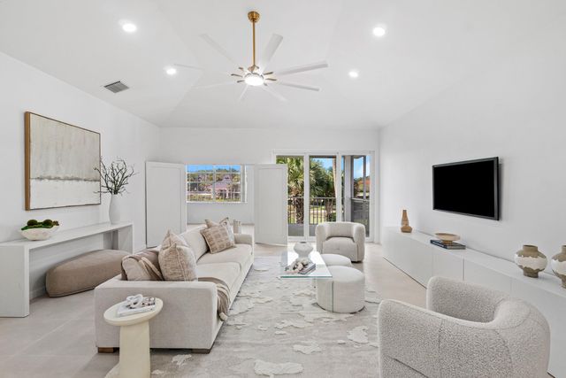5166 Lake Catalina Drive D, Boca Raton, FL 33496