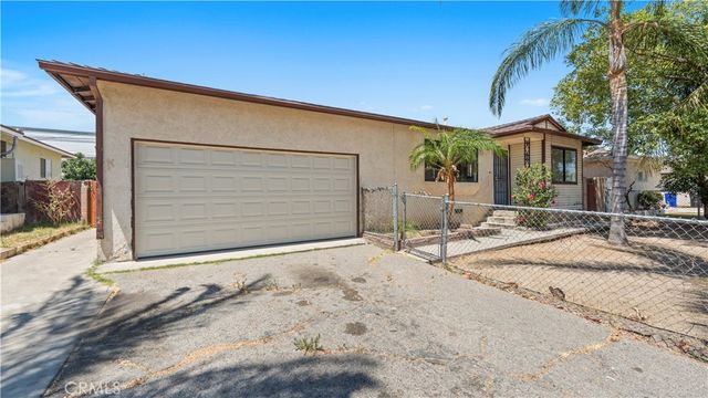 19026 Grove Place, Bloomington, CA 92316