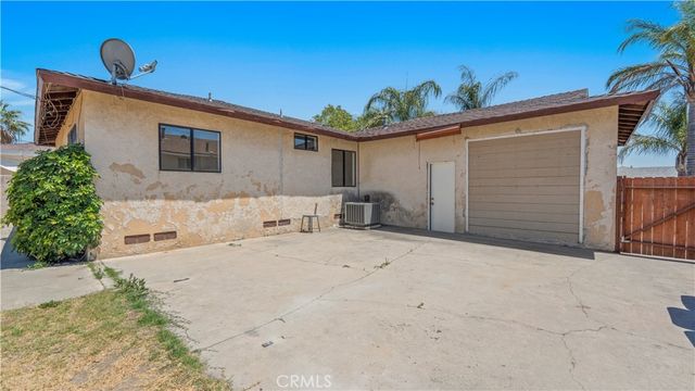 19026 Grove Place, Bloomington, CA 92316