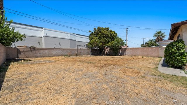 19026 Grove Place, Bloomington, CA 92316