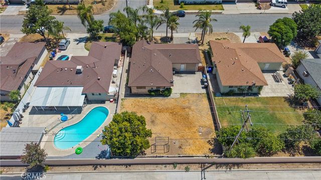 19026 Grove Place, Bloomington, CA 92316