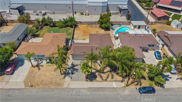 19026 Grove Place, Bloomington, CA 92316