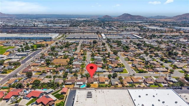 19026 Grove Place, Bloomington, CA 92316