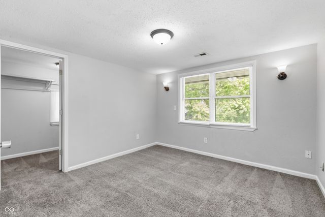 2430 Brookside Parkway North Drive, Indianapolis, IN 46201