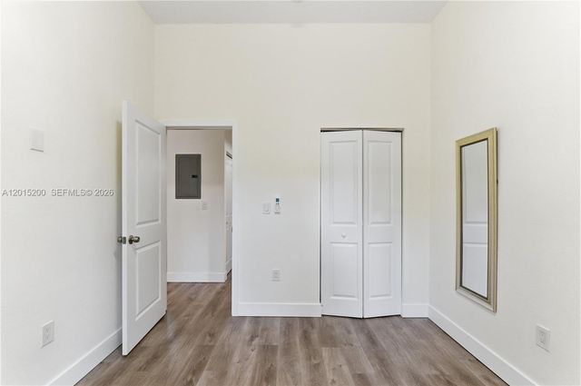 830 SE 14th St 2, Fort Lauderdale, FL 33316