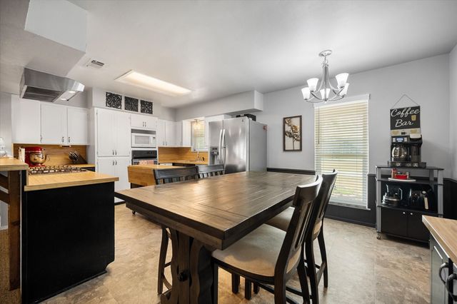 3641 Lucy Trimble Road, Burleson, TX 76028