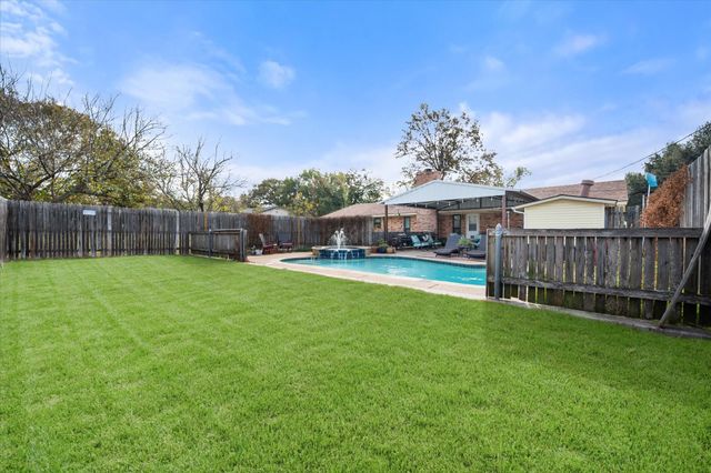 3641 Lucy Trimble Road, Burleson, TX 76028