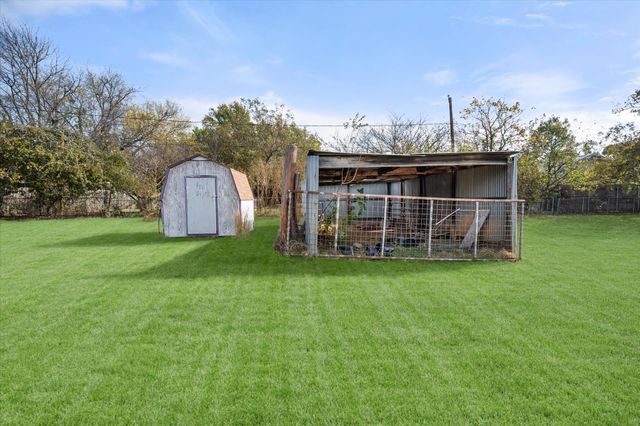 3641 Lucy Trimble Road, Burleson, TX 76028