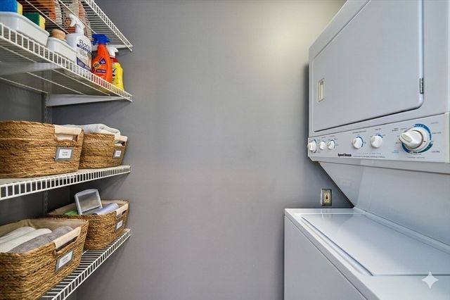 106 13th Street 327, Boston, MA 02129
