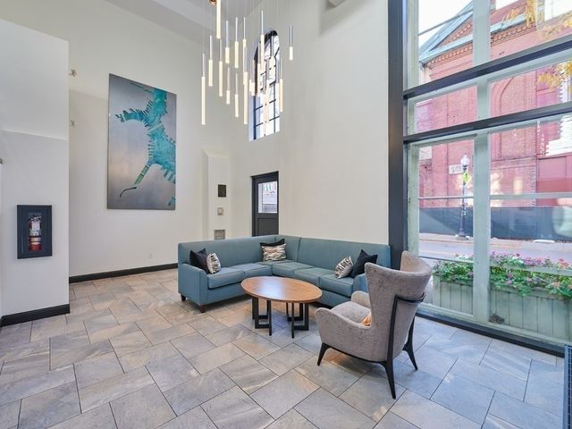 106 13th Street 327, Boston, MA 02129