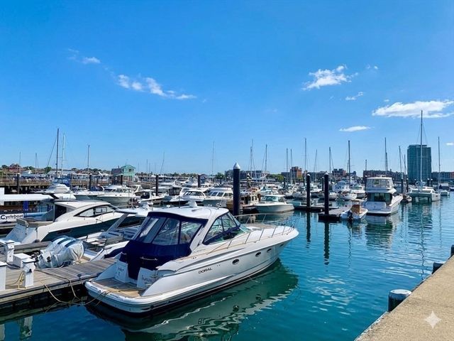 106 13th Street 327, Boston, MA 02129