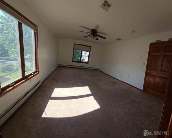 4 Reade Street, Jamesburg, NJ 08831