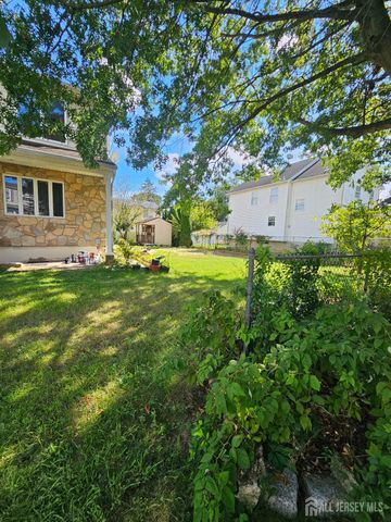 4 Reade Street, Jamesburg, NJ 08831