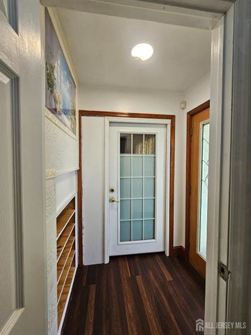 4 Reade Street, Jamesburg, NJ 08831