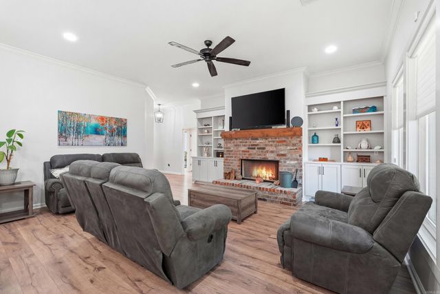 5875 Nickel Bill James Road, Benton, AR 72019