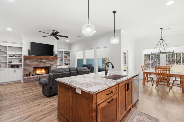 5875 Nickel Bill James Road, Benton, AR 72019