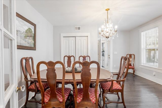 1101 N Oak Avenue, Mineral Wells, TX 76067