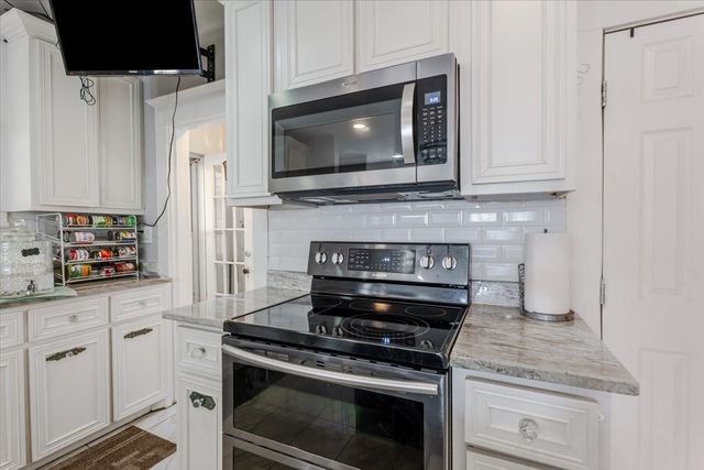 1101 N Oak Avenue, Mineral Wells, TX 76067