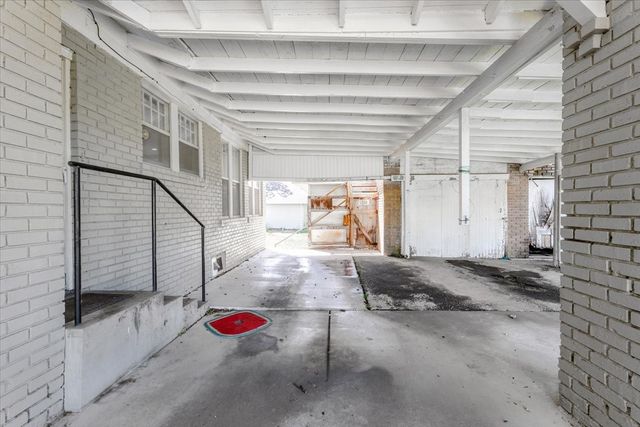 1101 N Oak Avenue, Mineral Wells, TX 76067