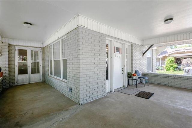 1101 N Oak Avenue, Mineral Wells, TX 76067