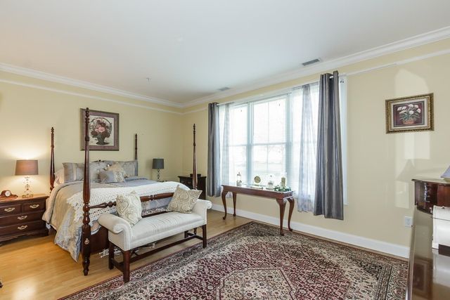 5 Sally Sweets Way Unit 215, Salem, NH 03079