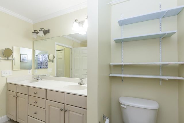 5 Sally Sweets Way Unit 215, Salem, NH 03079