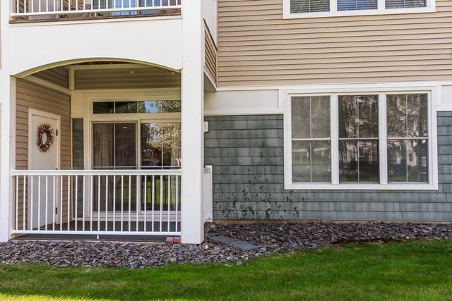 5 Sally Sweets Way Unit 215, Salem, NH 03079