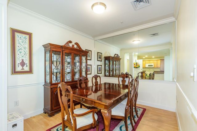 5 Sally Sweets Way Unit 215, Salem, NH 03079