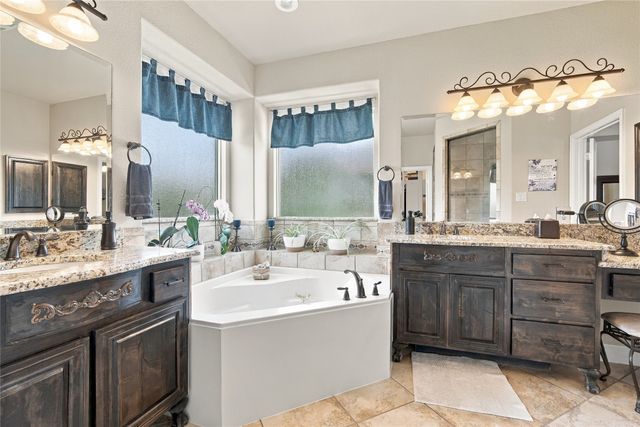113 Claremont Drive, Ovilla, TX 75154