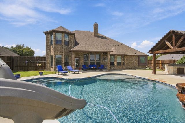 113 Claremont Drive, Ovilla, TX 75154