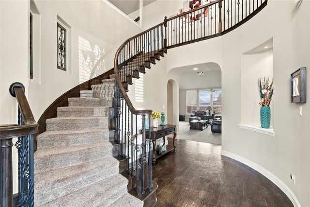 113 Claremont Drive, Ovilla, TX 75154