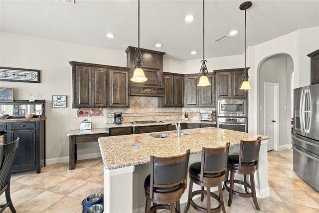 113 Claremont Drive, Ovilla, TX 75154