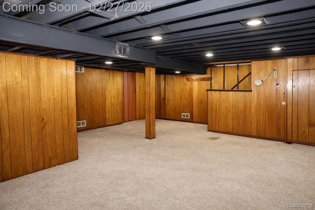 24245 Prairie Lane, Warren, MI 48089