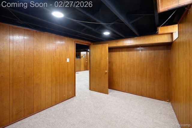 24245 Prairie Lane, Warren, MI 48089