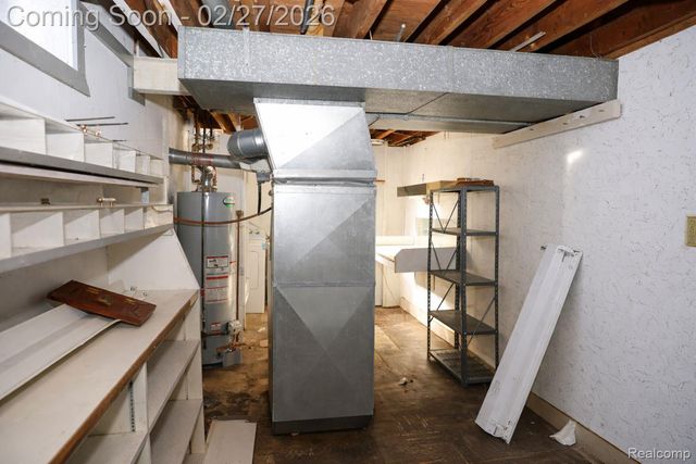 24245 Prairie Lane, Warren, MI 48089