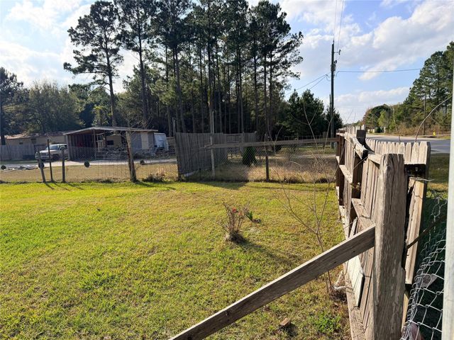 1578 County Road 3406, Cleveland, TX 77327