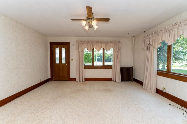 402 W Chapman Road, Fremont Twp, MI 48858